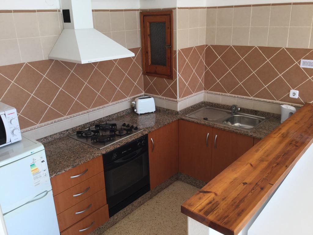 Apartamentos Alba Сан-Антонио-Абад Экстерьер фото